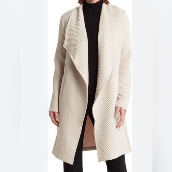 T Tahari Ottoman Waterfall Knit Topper in Bone Size Medium NWOT - Picture 1 of 6